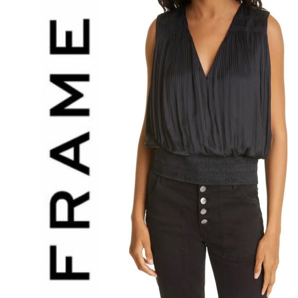 Frame Denim Tops - NWT💝FRAME Pleat V-Neck Top Size XS